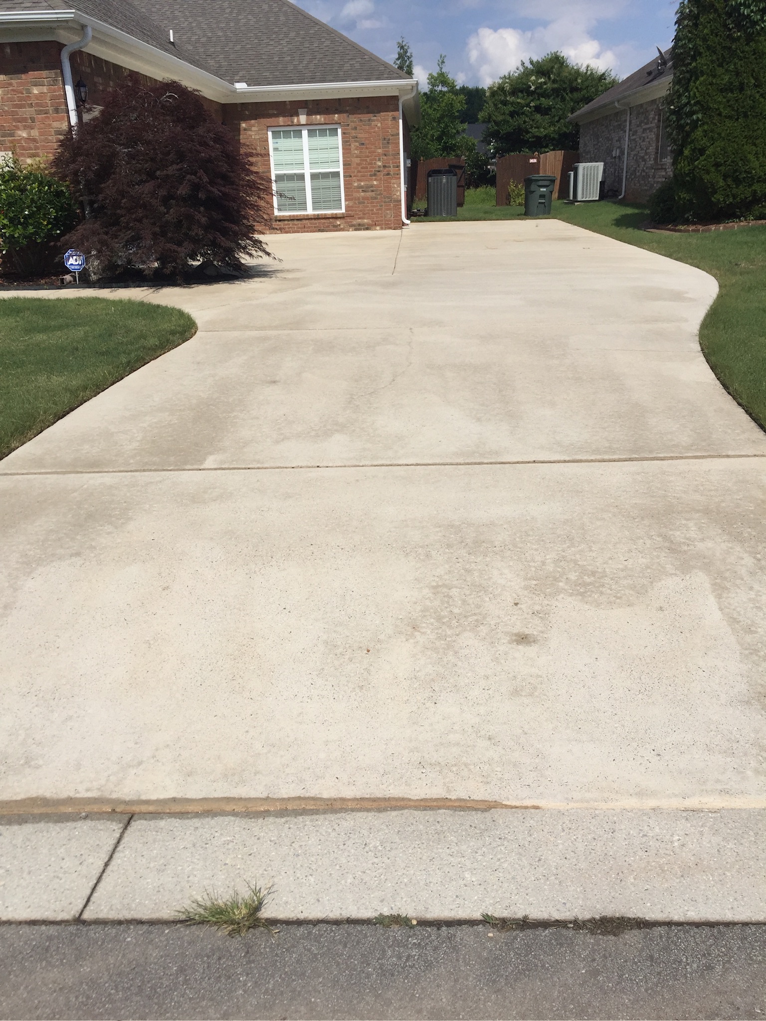 Sidewalk & Driveway Cleaning in Owens Cross Roads